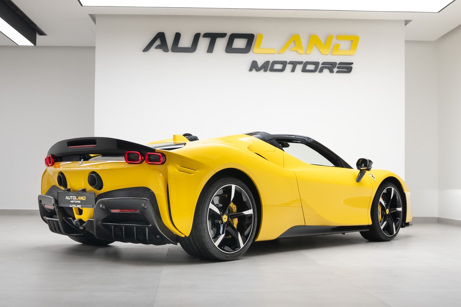 2023 FERRARI SF90 SPIDER | ASSETTO FIORANO | GCC | MAIN DEALER WARRANTY SERVICE